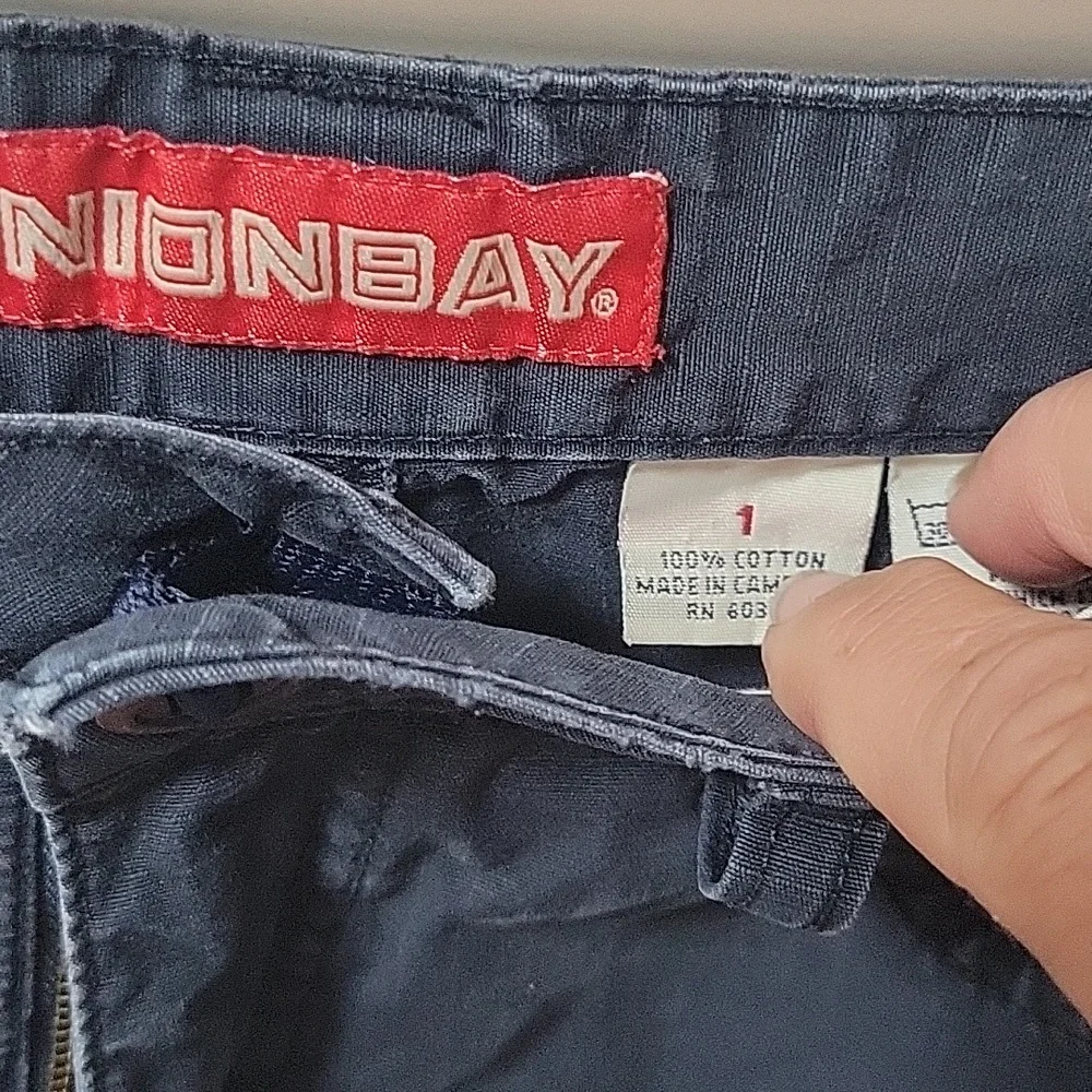 Shorts - Picture 2 of 4